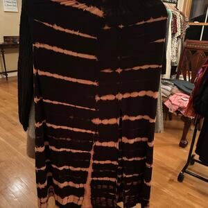 Go Couture Black and Brown Tie-Dye Skirt